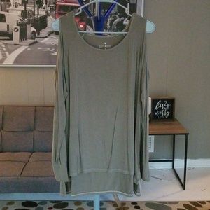 AE cold shoulder LS tee. Size L